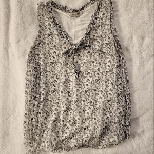 Black and White Floral Sleeveless Blouse